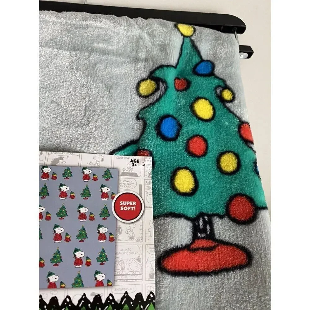 Peanuts Snoopy Puffer Jacket Woodstock Puffy Coat Soft Throw Blanket 50 X‎ 70”